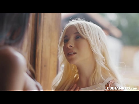 ❤️ Djevojka dolazi kući nekoliko mjeseci kasnije i na kraju jede mačkicu svoje maćehe ❤ Kvalitetna pornografija na hr.hentaisea-com.ru ❤